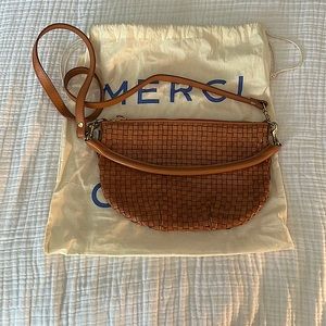 Petite Moyan Messanger Bag in natural woven checkered.